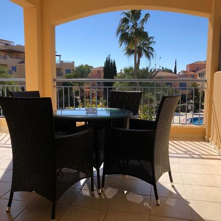 Limnaria Gardens - Modern 1 Bed, Walk To Beach & Shops Pafos Dış mekan fotoğraf