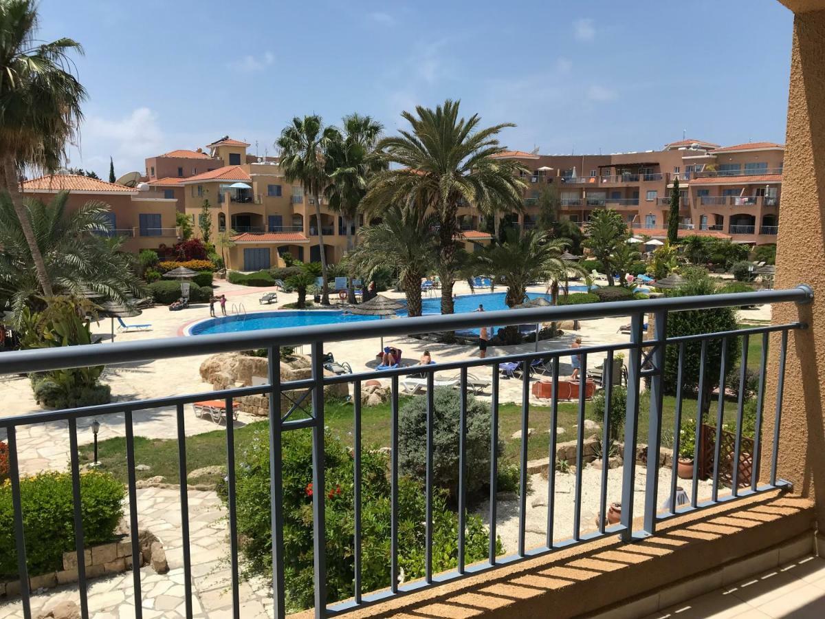 Limnaria Gardens - Modern 1 Bed, Walk To Beach & Shops Pafos Dış mekan fotoğraf